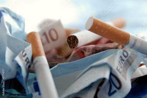 tabac gaspillage taxes photo