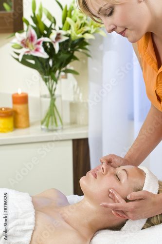 Fotografie Destressing Facial Treatment