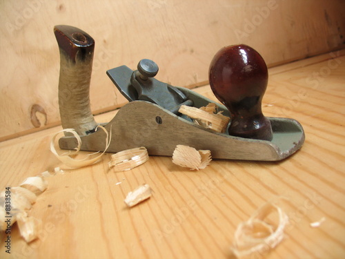 A plane and shaving