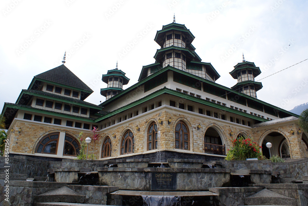 Fototapeta premium Mosque in the village on the lake Maninjau, Sumatra, Indonesia