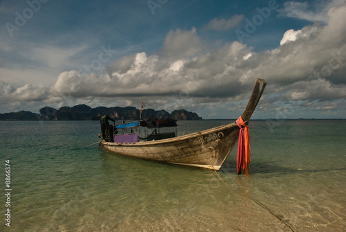 Thailand longtail boat in the blue bay © Rodion Serebrennikov