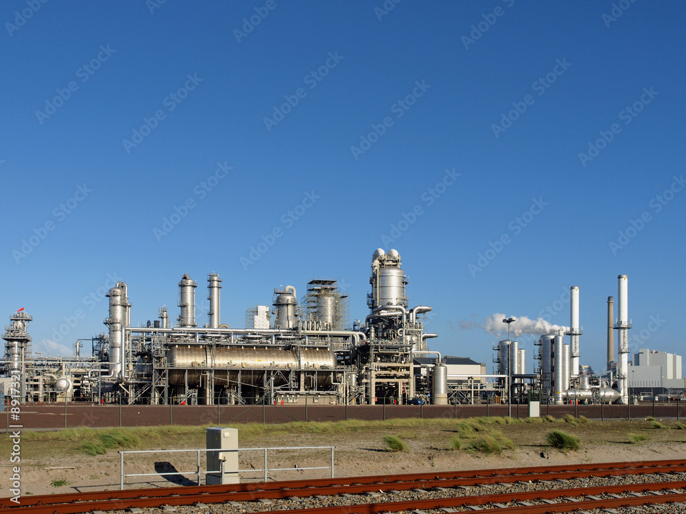 Refinery plant