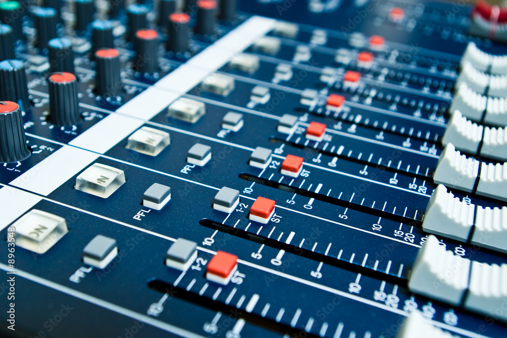 audio mixer with shallow depth of field audio mixer with shallow depth of field
