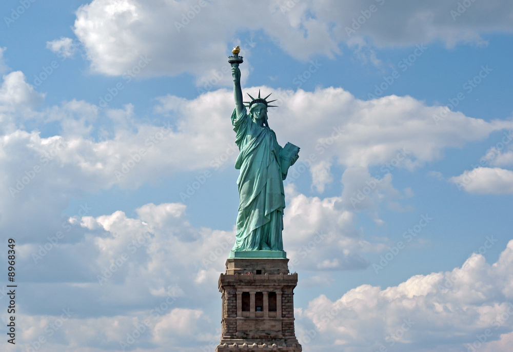 Fototapeta premium Staute in the sky