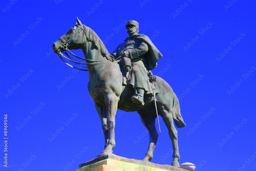 statue maréchal joffre