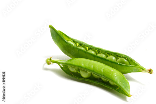 peas isoladed on white macro close up