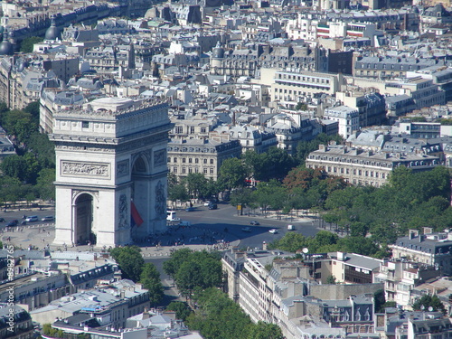arc de triomphe photo