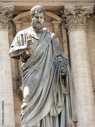 statue de Saint-Pierre au Vatican photo