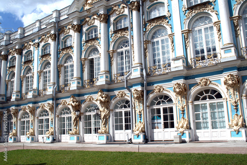 Fototapeta premium Yekaterinksy Palace at Tsarskoe Syolo (Pushkin) in Russia