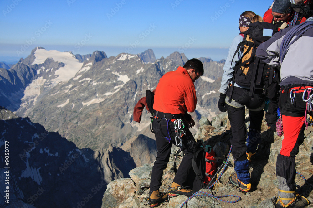 Alpinistes à Roche Faurio - obrazy, fototapety, plakaty 