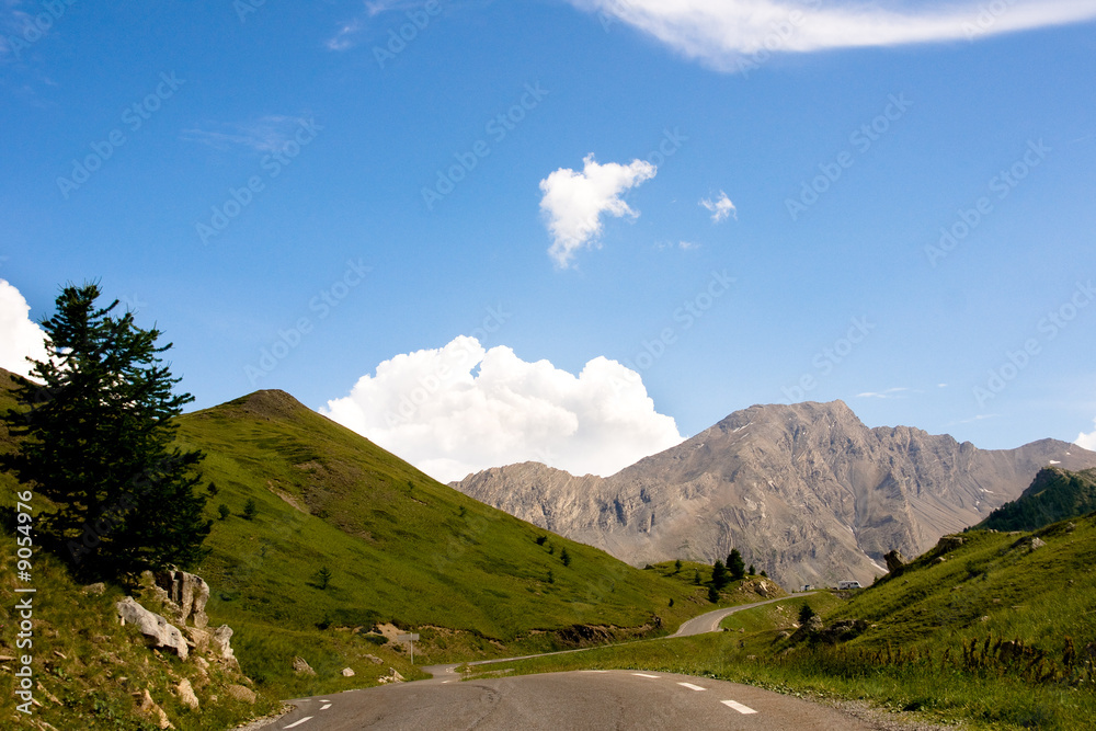 Naklejka premium Paysage des Hautes-Alpes (Col de Vars)