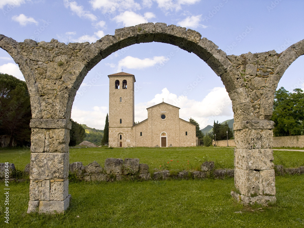 Abbazia di Castel San Vincenzo(IS)