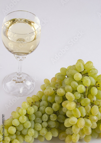 Wallpaper Mural Grapes and white wine Torontodigital.ca