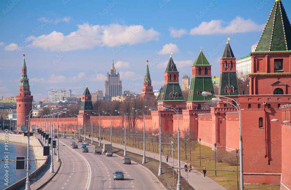 kremlin embankment