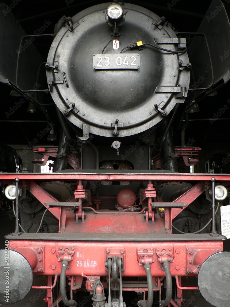 Dampflokomotive 03