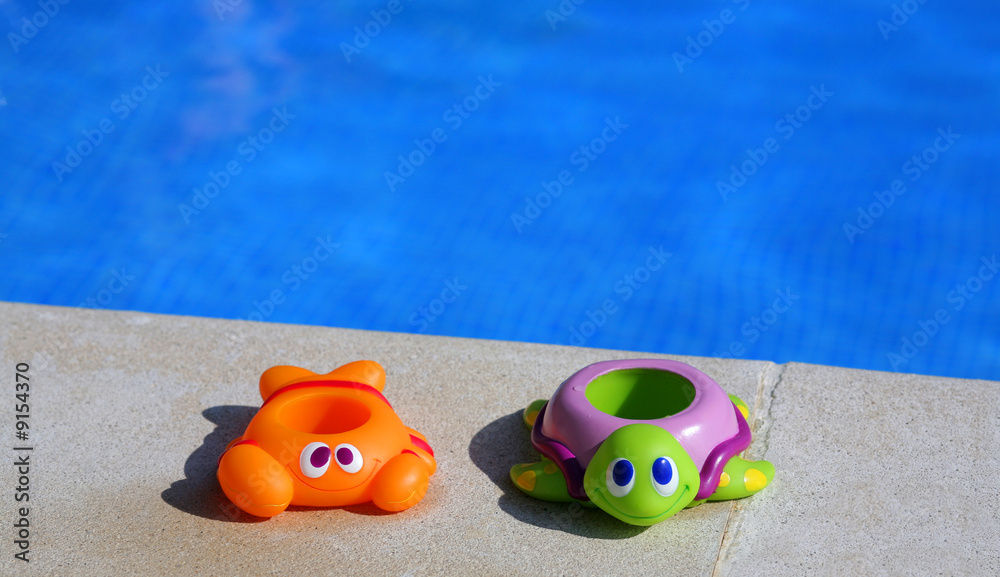 Obraz premium Piscine et jouets