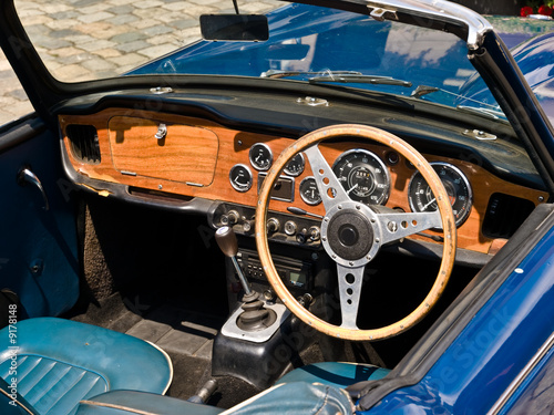 Blue Oldtimer interior. Close up ona a front panel. © Dario Bajurin