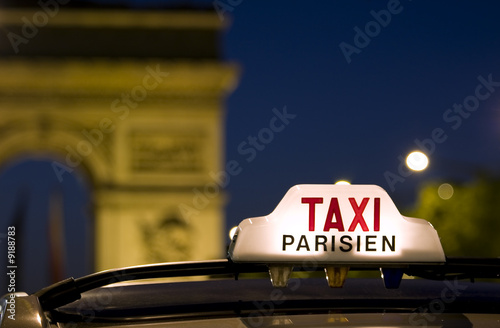 Taxi near the Arc De Triomphe in Paris