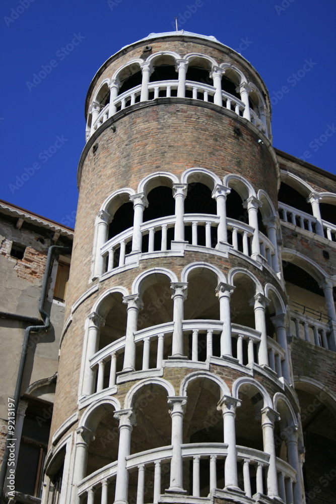Palais du Bovolo à Venise et son escalier en colimaçon