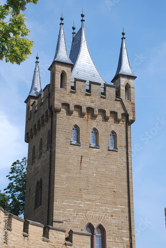 Blick auf den Wehrturm auf Burg Hohenzollern