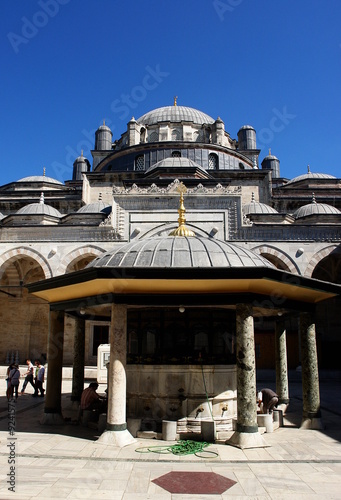 interieur de la mosquee bleu d'istambul
