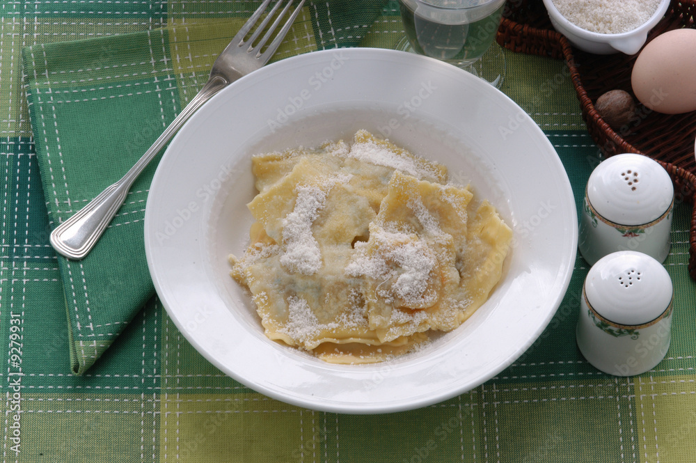 Tortelli di erbette - Primi Emilia Romagna