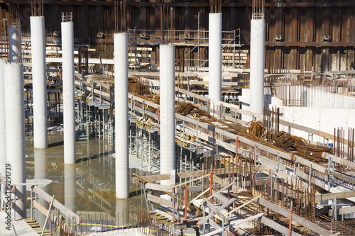 Construction of large concrete parking garage