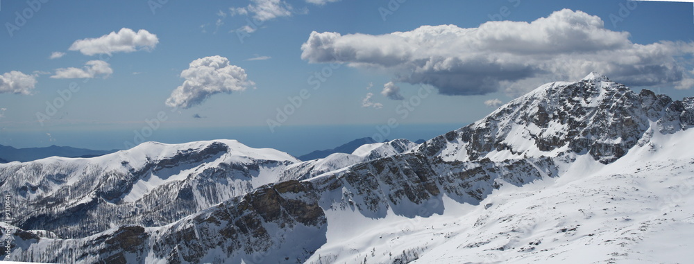 Naklejka premium Neige et mer Méditerranée
