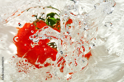 Spalsh with fresh tomato