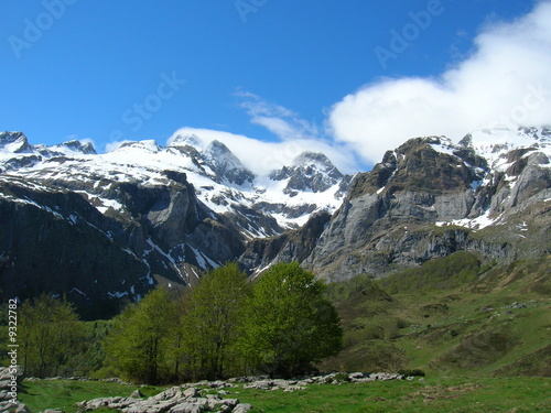 Sur la route du lac d'Estaens