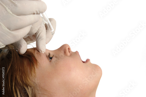 augentropfen photo