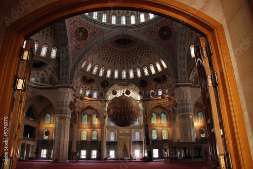 Interior of the kocatepe mosque © dijital_kalem