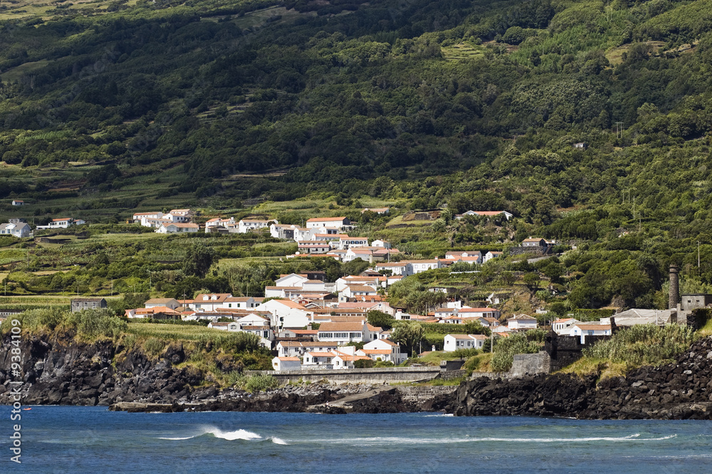 Fototapeta premium View of the small village of Ribeira do Meio in Pico, Azores