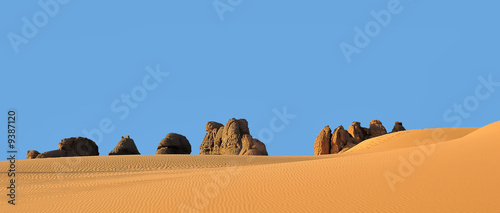 désert de pierres au Hoggar Algérie photo