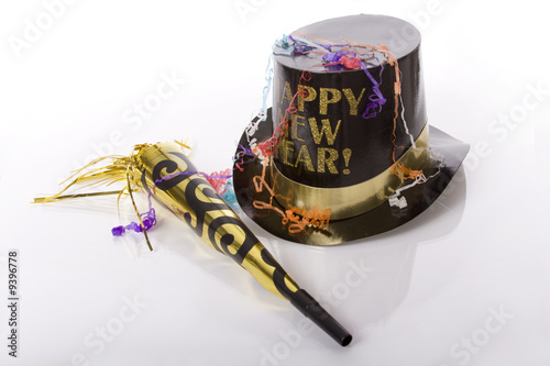 Cuadro en lienzo Top hat that says happy new year and other party favors