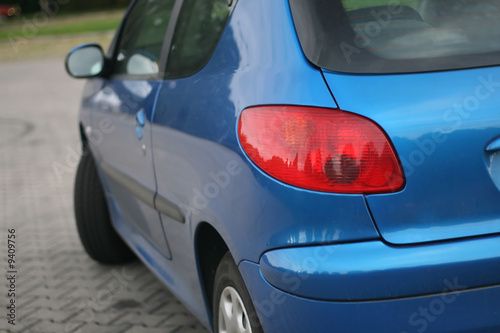 rear of the car, peugeot 206, bokeh photo