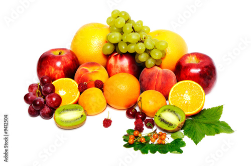 Fototapeta Naklejka Na Ścianę i Meble -  Fresh fruits isolated on a white background