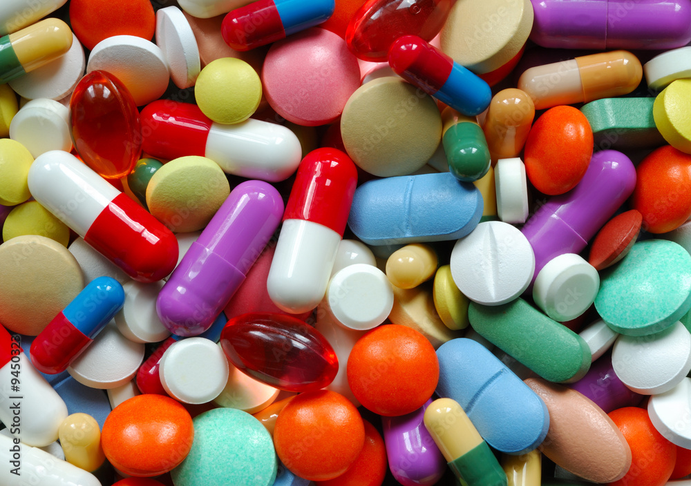 Pills and capsules macro