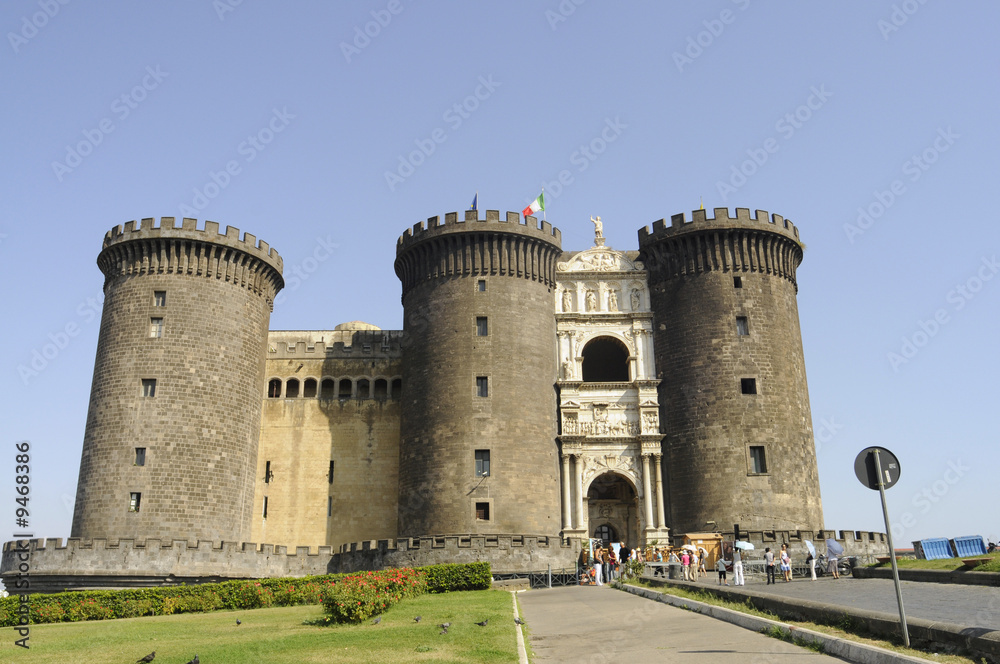 Castel Nuovo - Napoli Campania - obrazy, fototapety, plakaty 