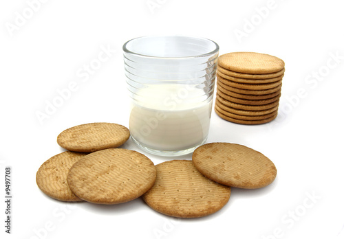 Bodegon de galletas con leche