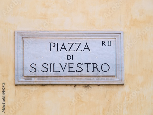 strassen von rom, italien, piazza di s. silvestro