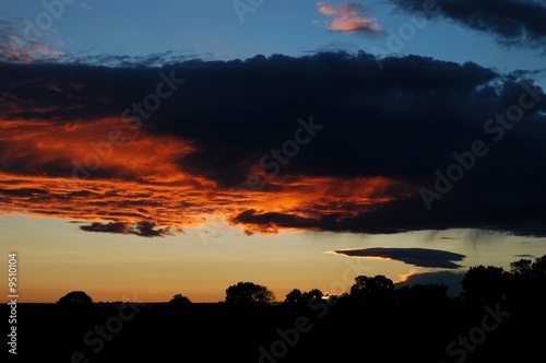 Wallpaper Mural Devil sunset Torontodigital.ca