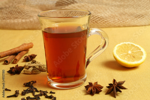 Elegant serving of tea. Aniseed, cinnamon, cardamon.