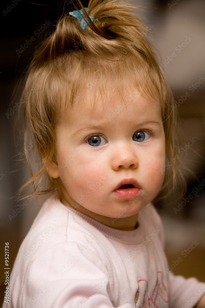 people series: little girl look in wide-eyed astonishment people series: little girl look in wide-eyed astonishment