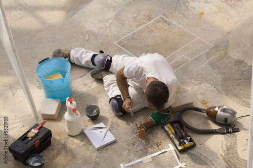 Fotografi restaurateur de mosaïque, Villa dei Casale, Sicile