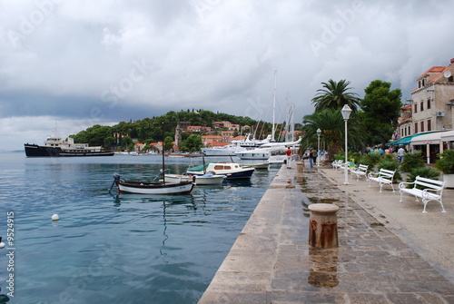 Wallpaper Mural Cavtat après la pluie Torontodigital.ca