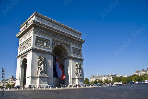 Arc de Triomphe - Paris photo