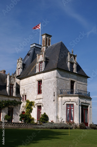 Chateau de R  gni  re-Ecluse