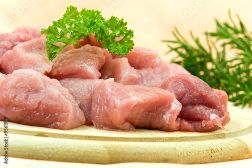 Schweinefleisch-roh, geschnitten