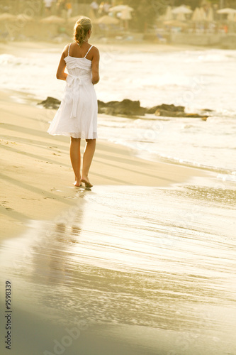 Frau am Meer
